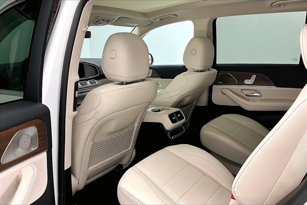 Thumbnail: 2026 Mercedes-Benz GLS - 13