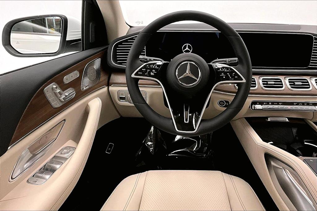 Thumbnail: 2026 Mercedes-Benz GLS - 14