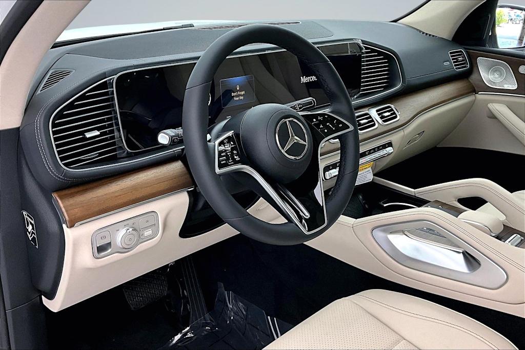Thumbnail: 2026 Mercedes-Benz GLS - 2
