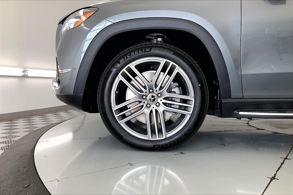 Thumbnail: 2026 Mercedes-Benz GLS - 8