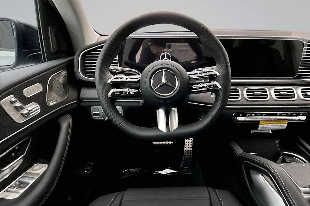 Thumbnail: 2026 Mercedes-Benz GLS - 14