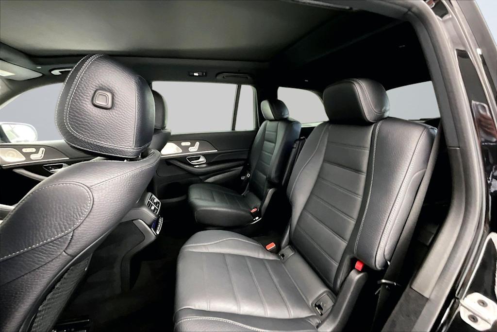 Thumbnail: 2022 Mercedes-Benz GLS - 21