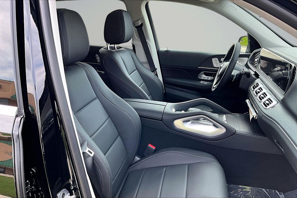 Thumbnail: 2026 Mercedes-Benz GLS - 12