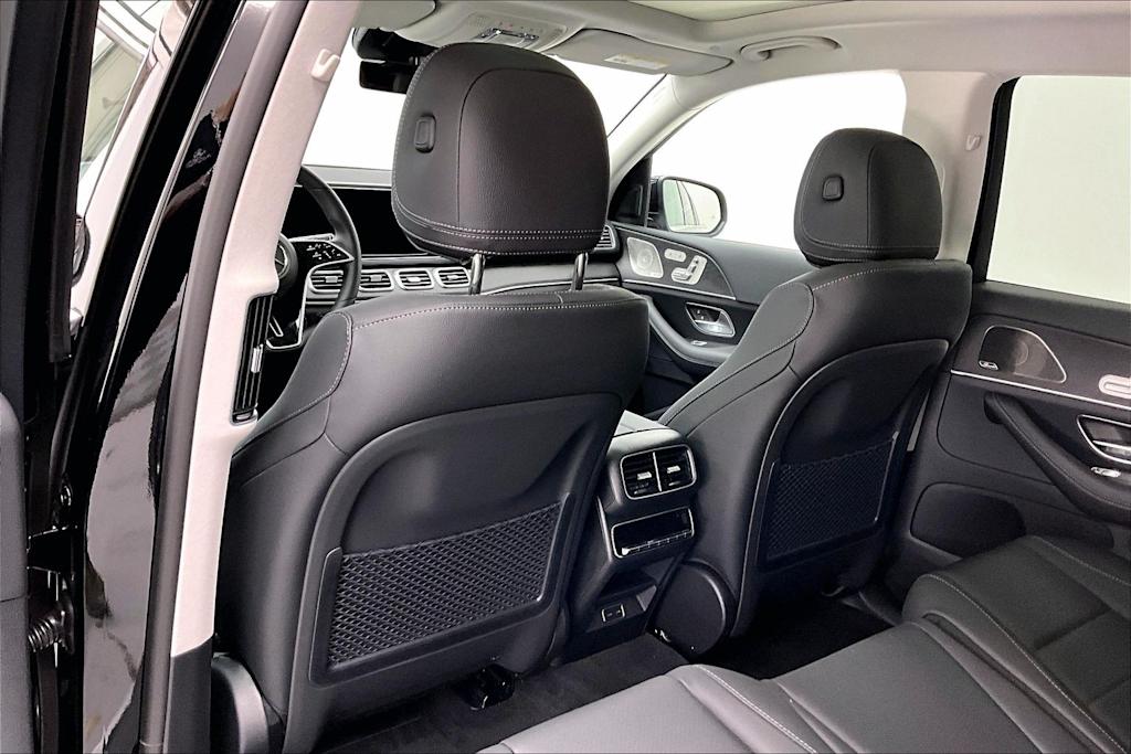 Thumbnail: 2026 Mercedes-Benz GLS - 13