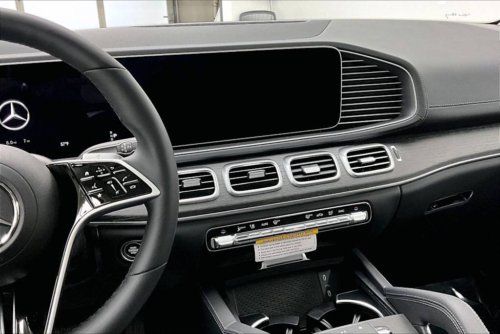 Thumbnail: 2026 Mercedes-Benz GLS - 15