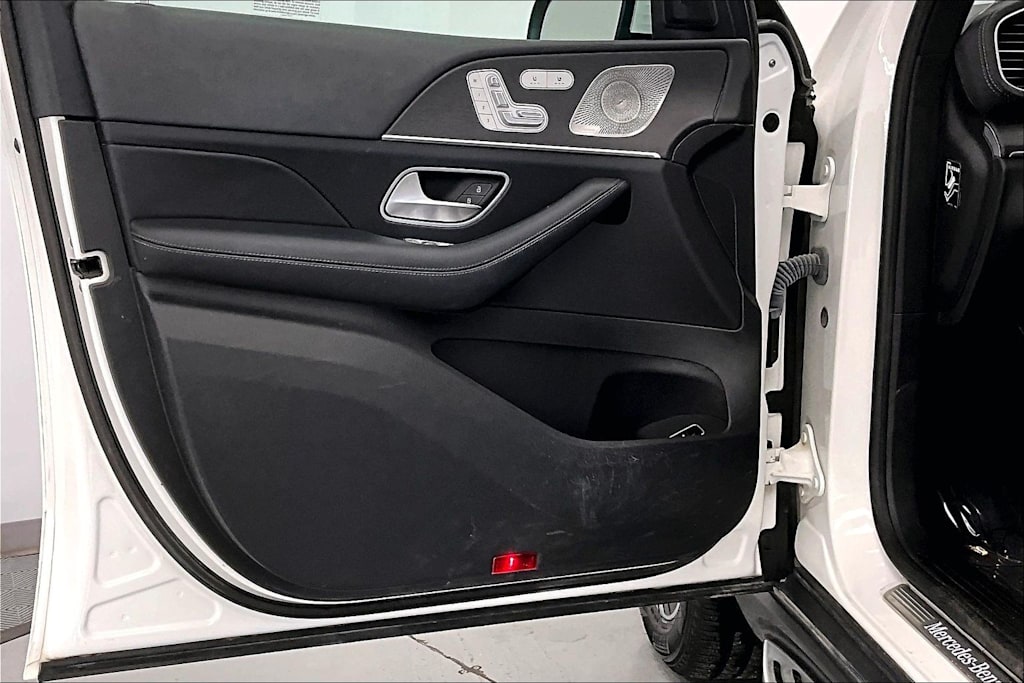 Thumbnail: 2022 Mercedes-Benz GLS - 24