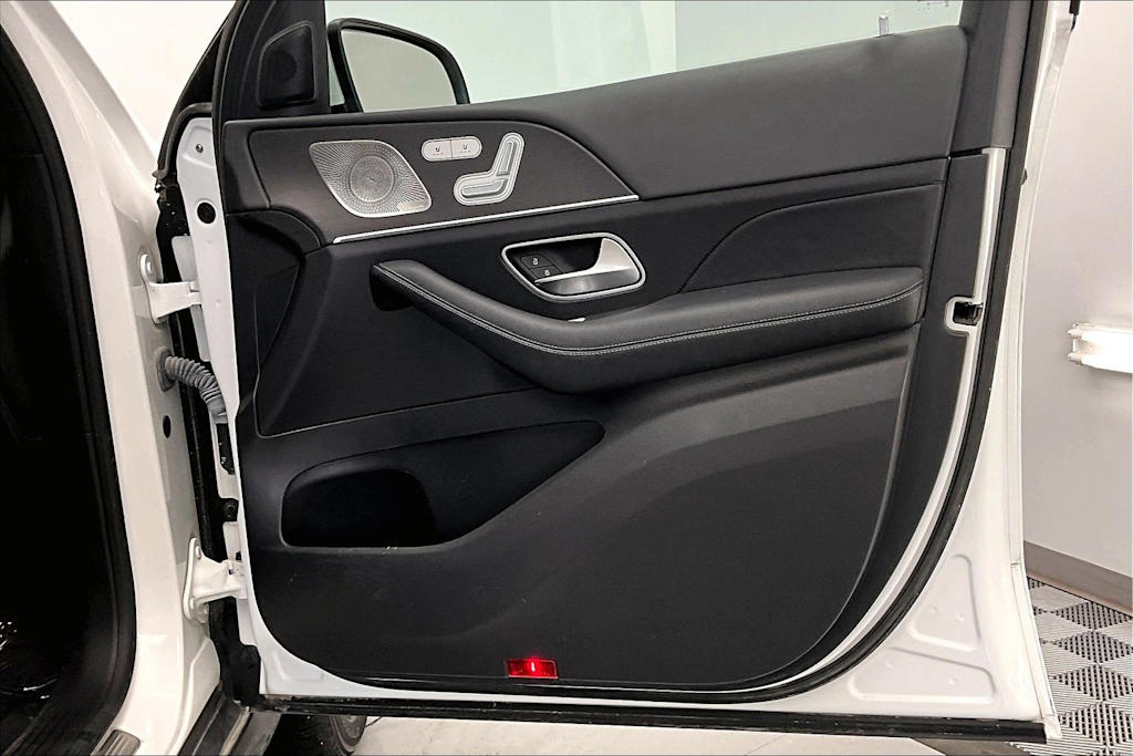 Thumbnail: 2022 Mercedes-Benz GLS - 25