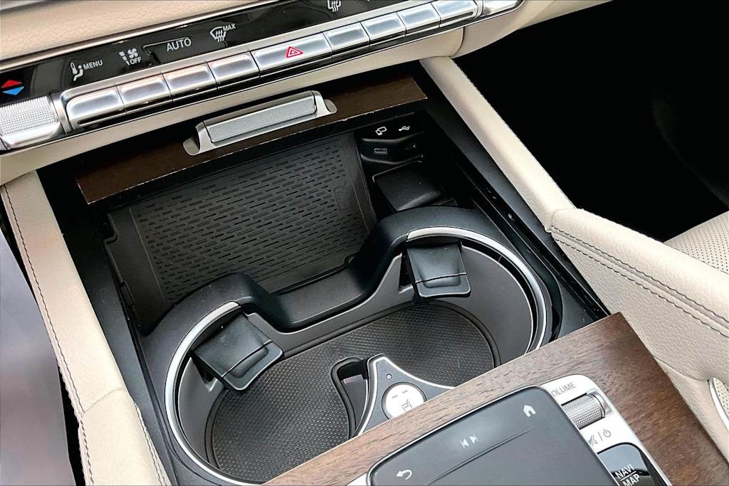 Thumbnail: 2021 Mercedes-Benz GLS - 28