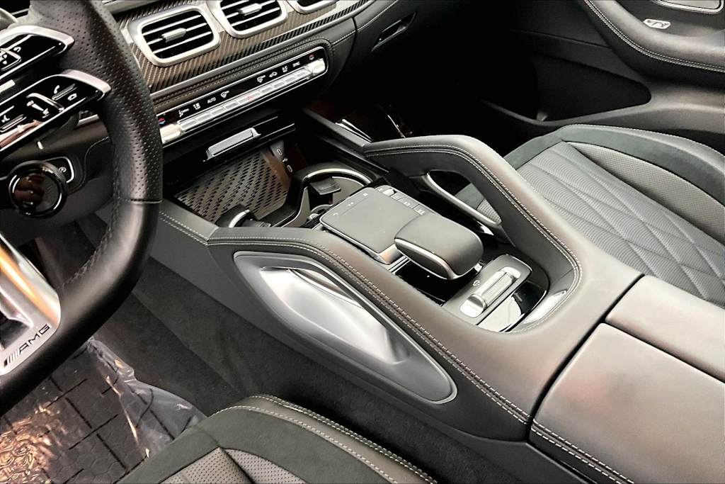 Thumbnail: 2025 Mercedes-Benz GLS - 16