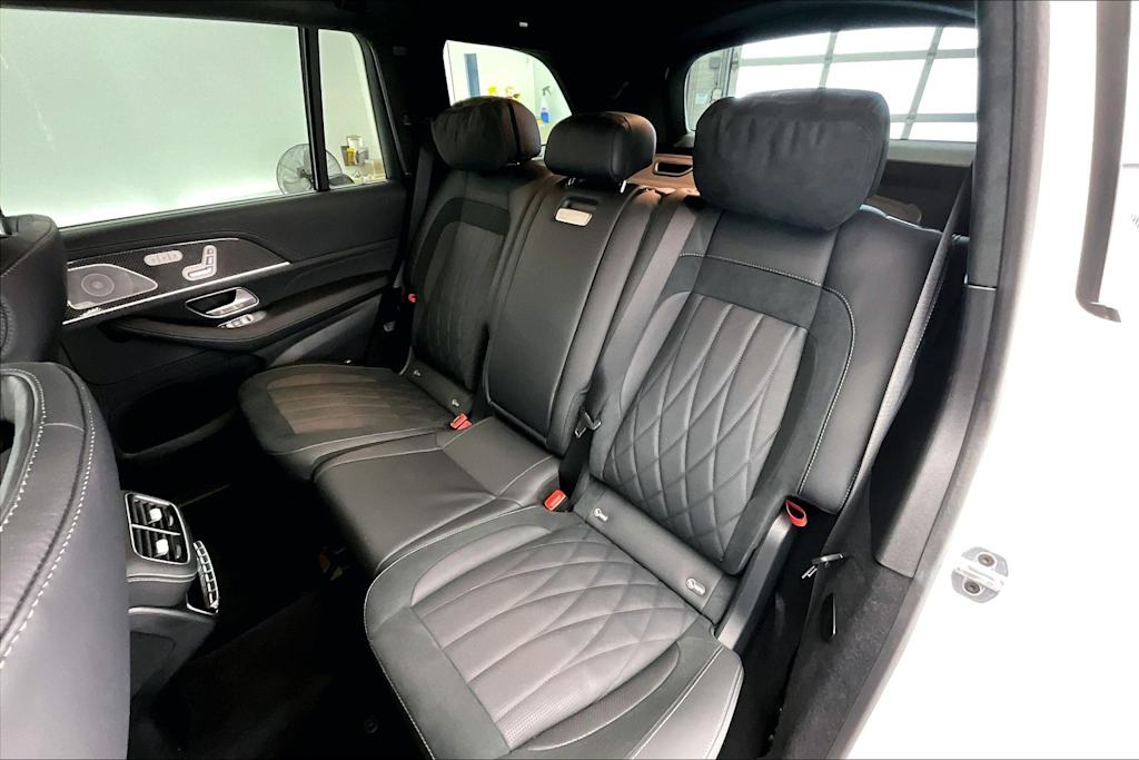 Thumbnail: 2025 Mercedes-Benz GLS - 20