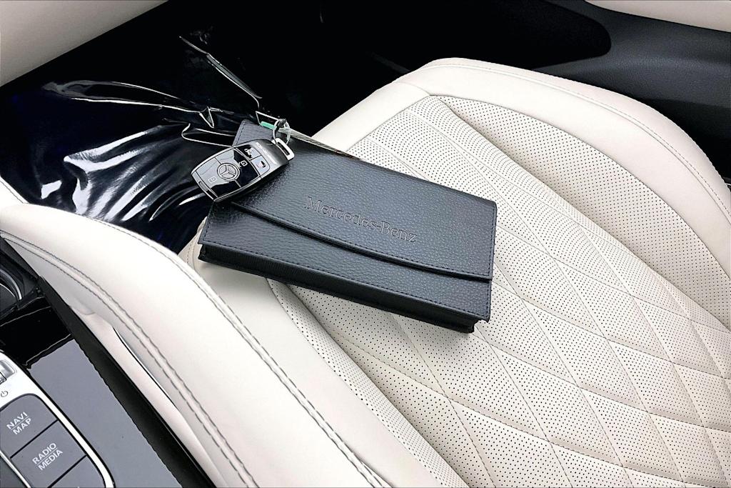 Thumbnail: 2023 Mercedes-Benz GLS - 21