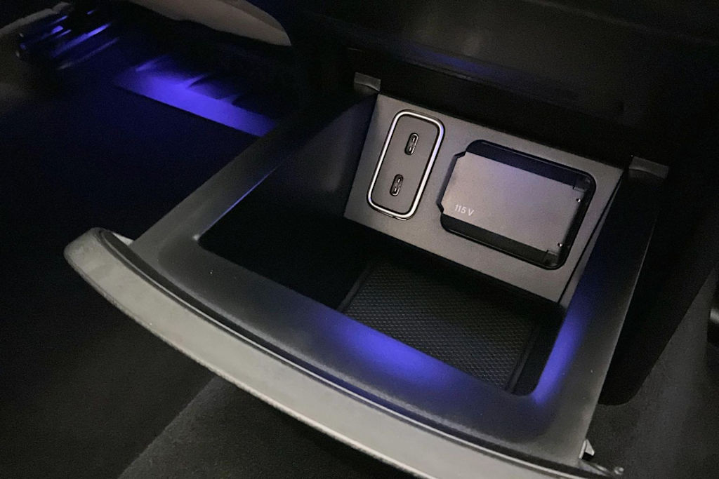 Thumbnail: 2023 Mercedes-Benz GLS - 29