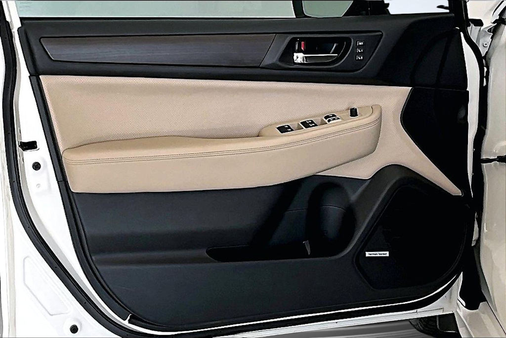 Thumbnail: 2015 Subaru Legacy - 24