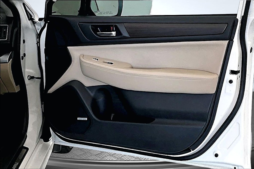 Thumbnail: 2015 Subaru Legacy - 25