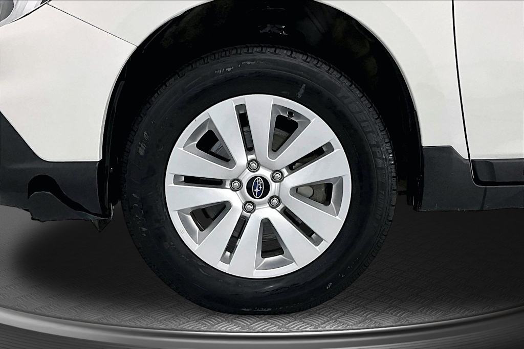 Thumbnail: 2017 Subaru Outback - 8
