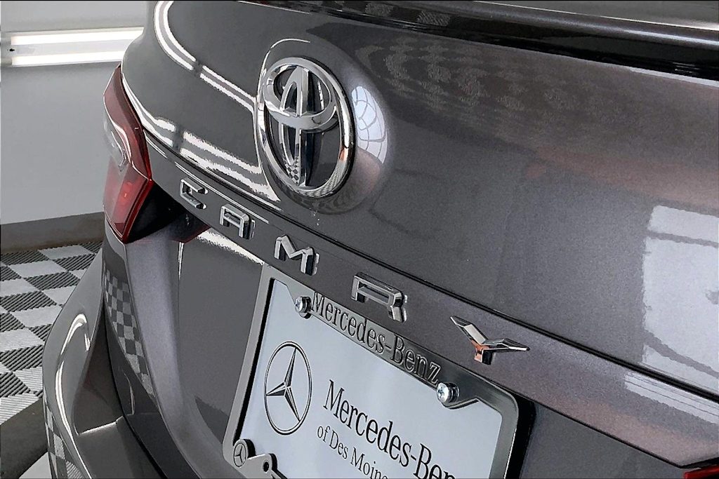 Thumbnail: 2021 Toyota Camry - 7