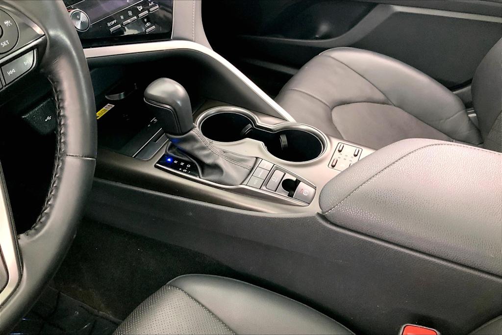 Thumbnail: 2024 Toyota Camry - 16