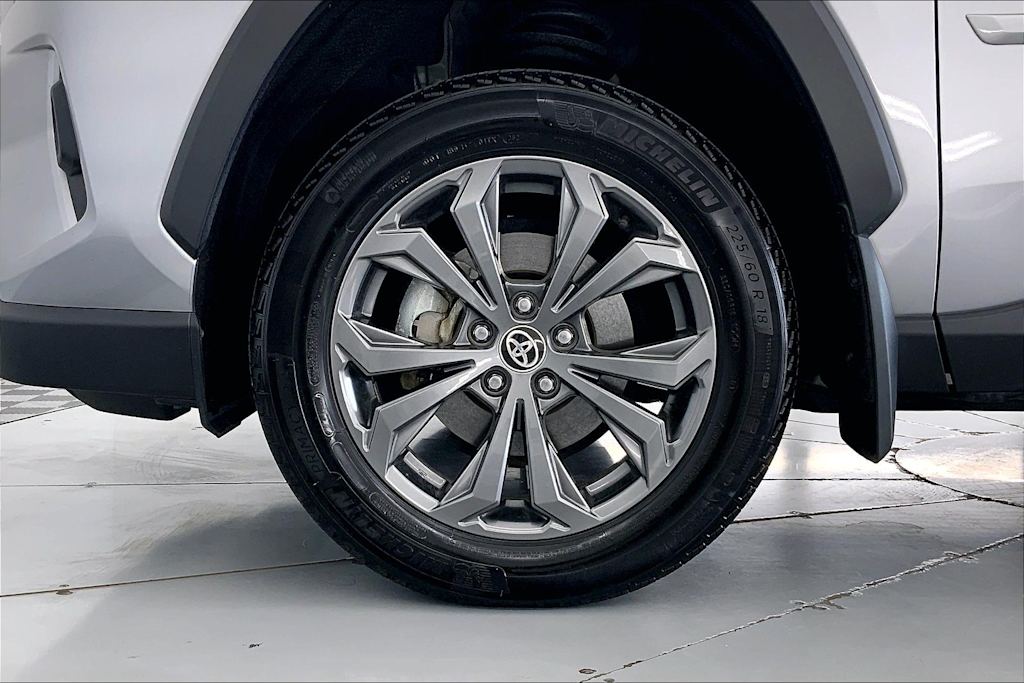 Thumbnail: 2023 Toyota RAV4 - 8