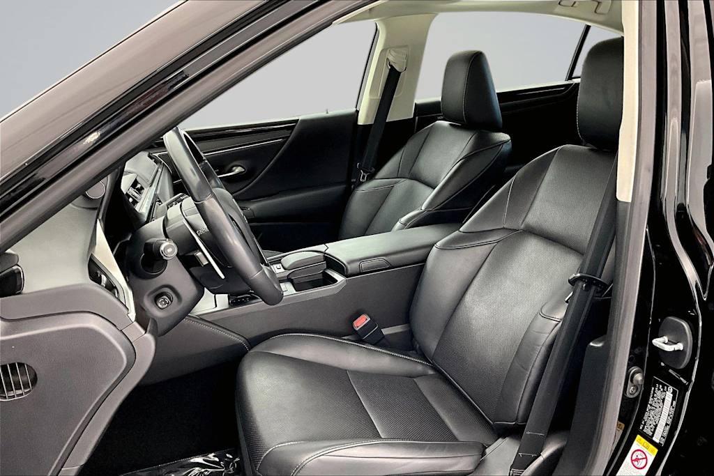 Thumbnail: 2019 Lexus ES - 11