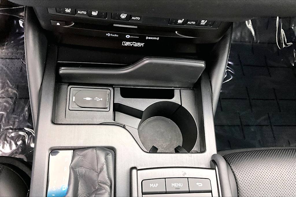 Thumbnail: 2019 Lexus ES - 28