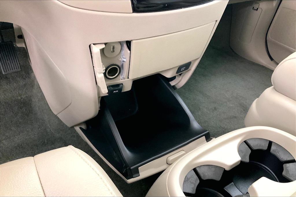 Thumbnail: 2016 Honda Odyssey - 28