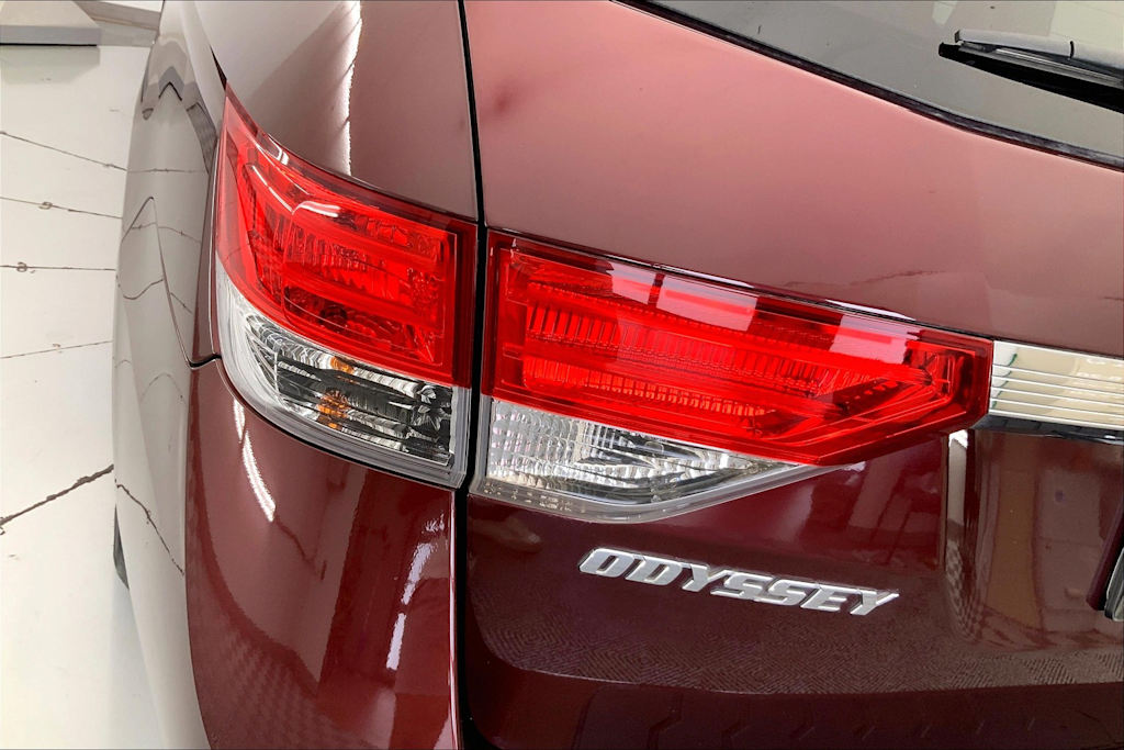 Thumbnail: 2016 Honda Odyssey - 26
