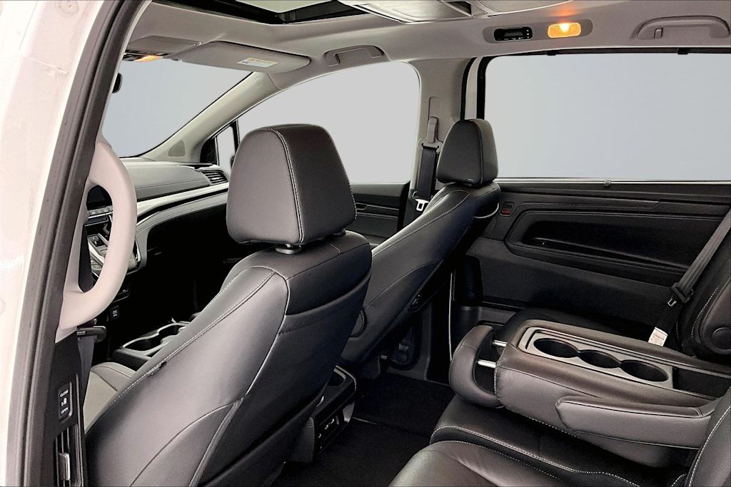 Thumbnail: 2022 Honda Odyssey - 13