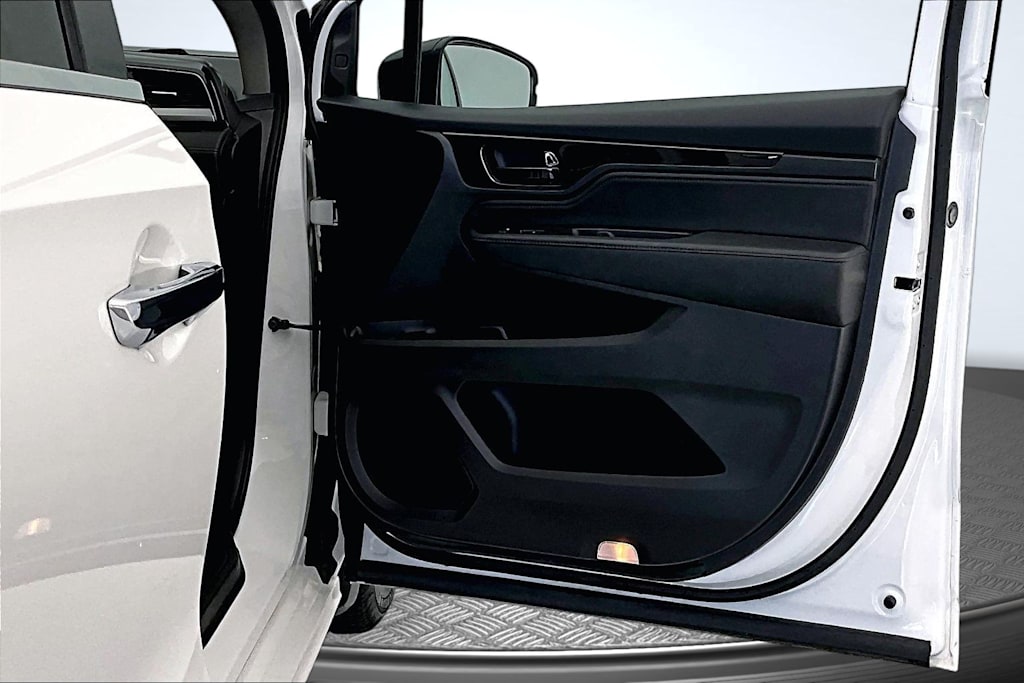 Thumbnail: 2022 Honda Odyssey - 25