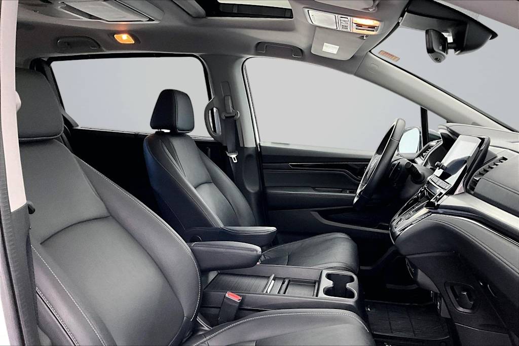 Thumbnail: 2022 Honda Odyssey - 12