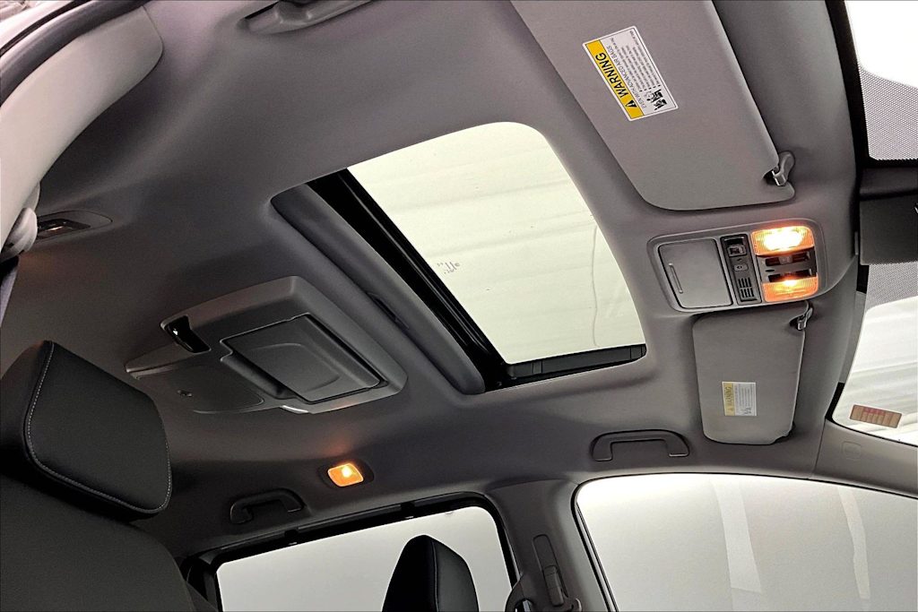 Thumbnail: 2022 Honda Odyssey - 23