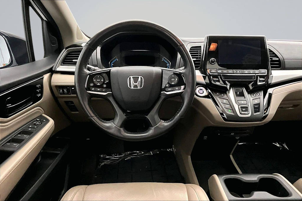 Thumbnail: 2018 Honda Odyssey - 14