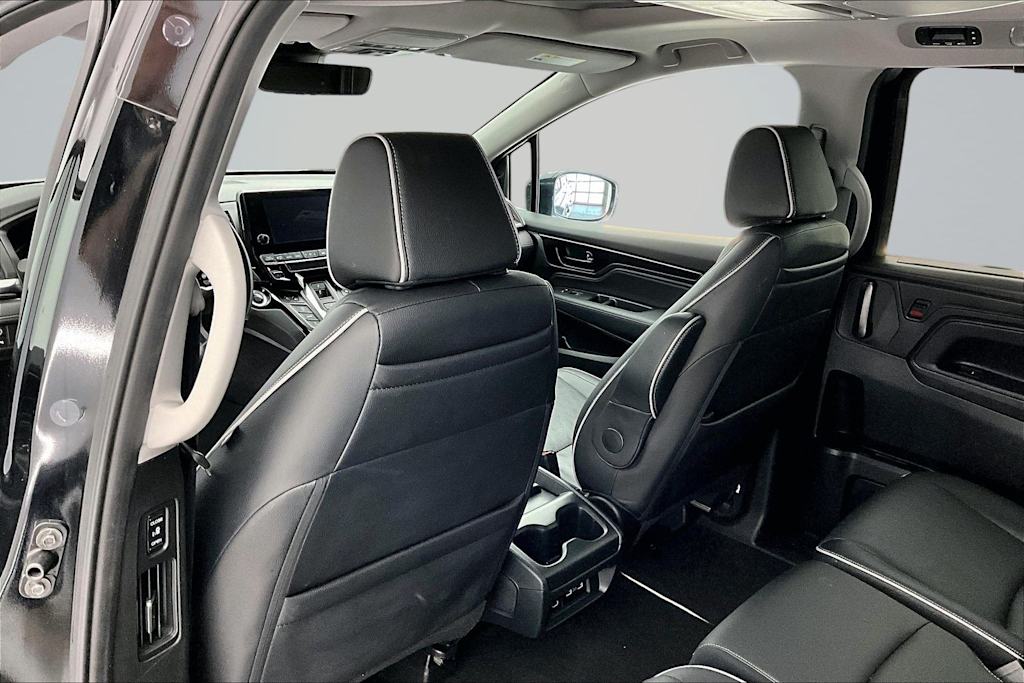 Thumbnail: 2023 Honda Odyssey - 13