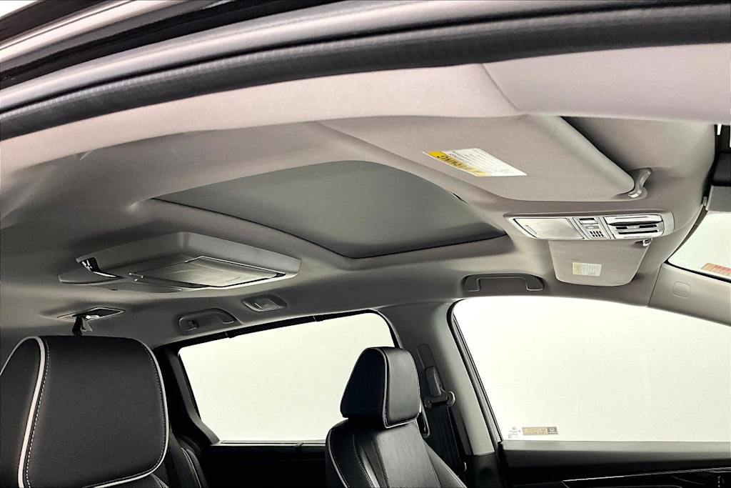 Thumbnail: 2023 Honda Odyssey - 23