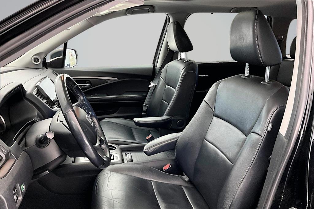 Thumbnail: 2020 Honda Pilot - 11