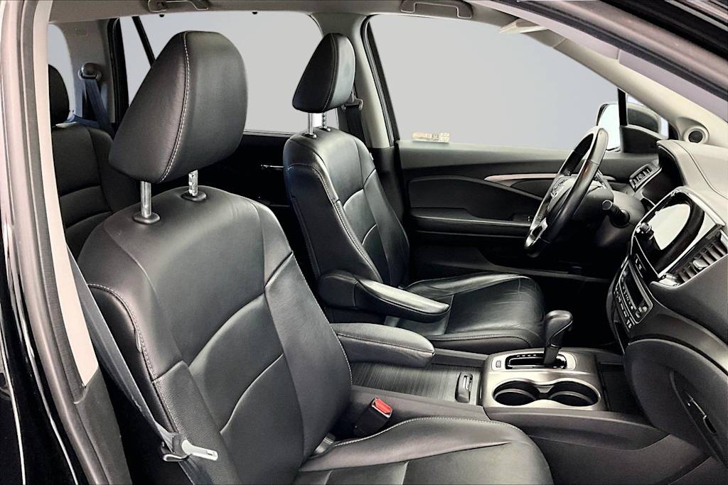 Thumbnail: 2020 Honda Pilot - 12