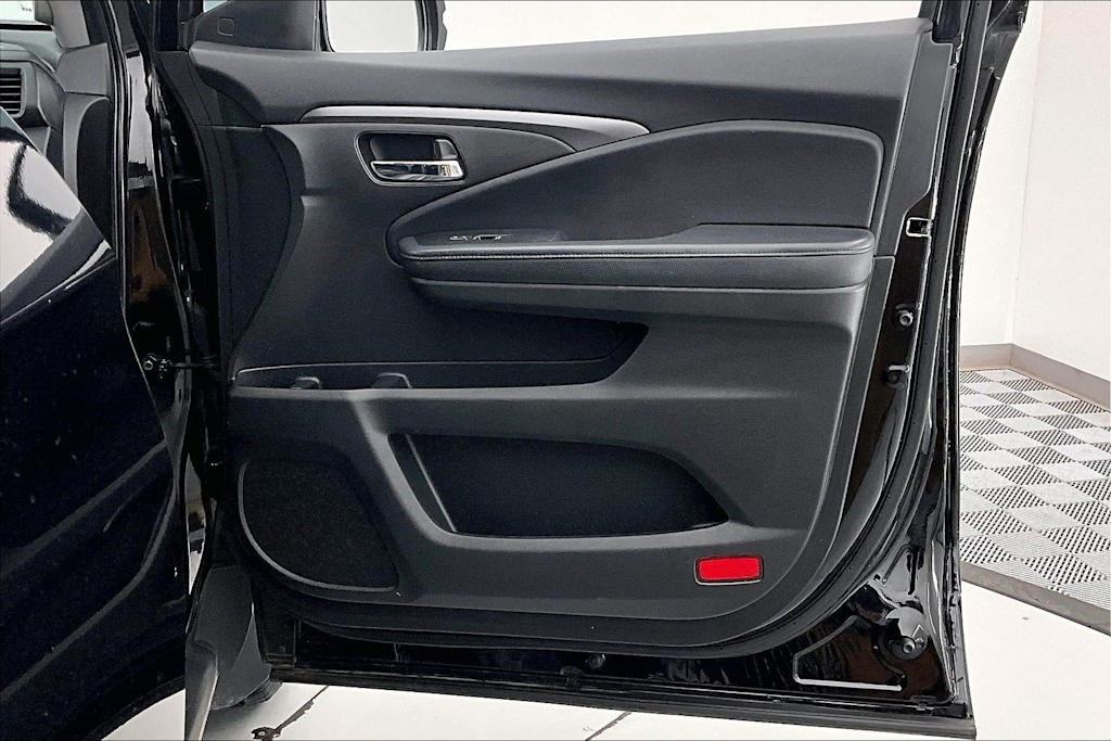 Thumbnail: 2021 Honda Pilot - 25