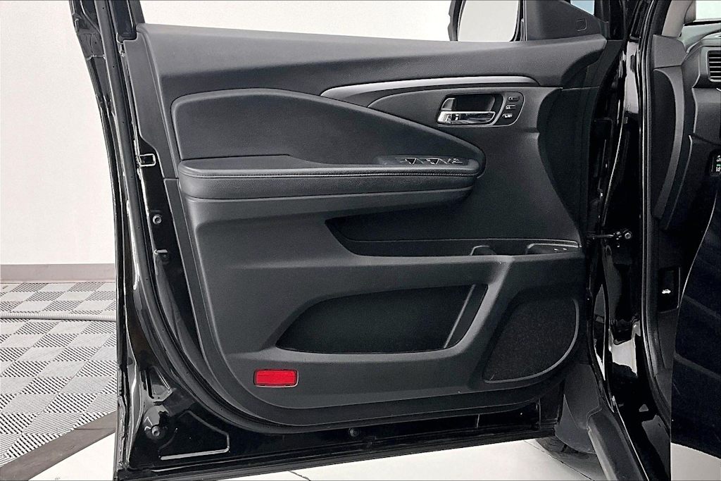 Thumbnail: 2021 Honda Pilot - 24