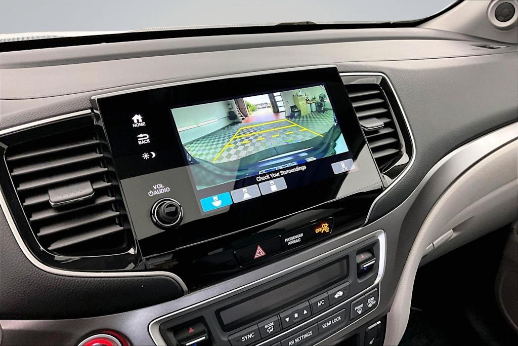 Thumbnail: 2020 Honda Pilot - 16