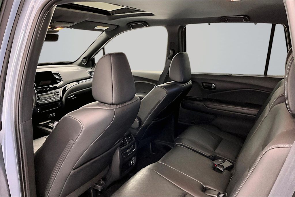 Thumbnail: 2023 Honda Passport - 13