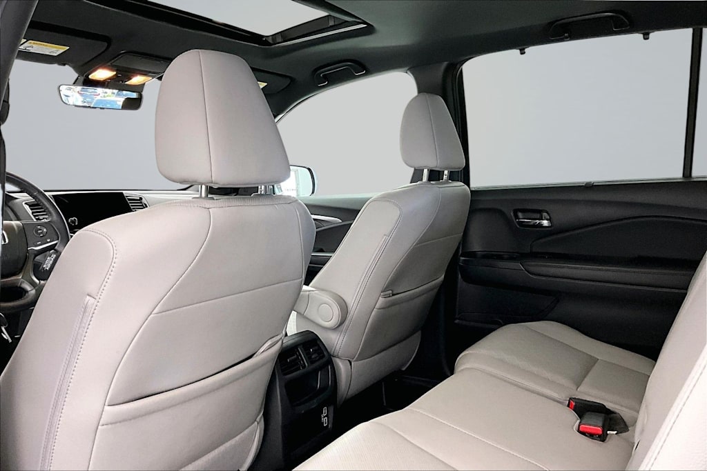 Thumbnail: 2020 Honda Passport - 13