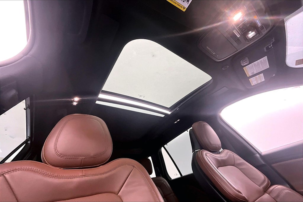 Thumbnail: 2023 Lincoln Aviator - 23