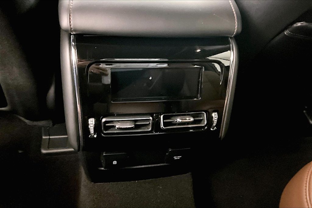 Thumbnail: 2023 Lincoln Aviator - 27