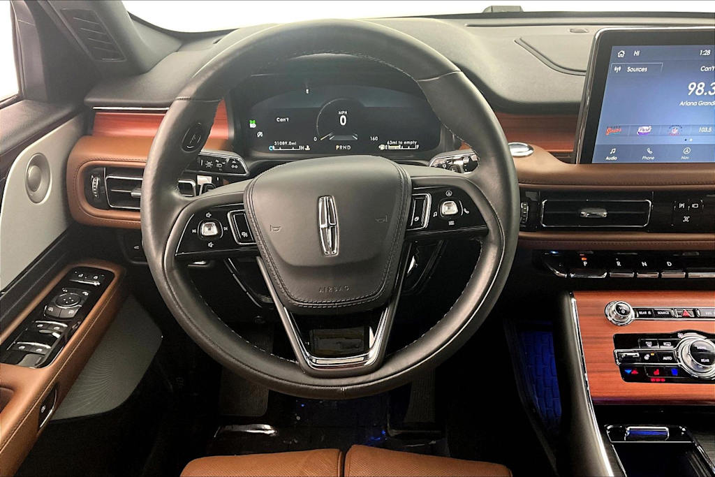 Thumbnail: 2023 Lincoln Aviator - 12