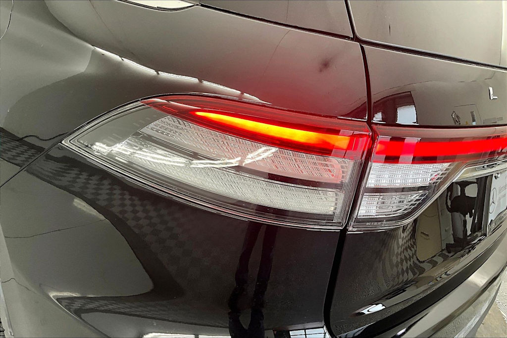 Thumbnail: 2023 Lincoln Aviator - 26