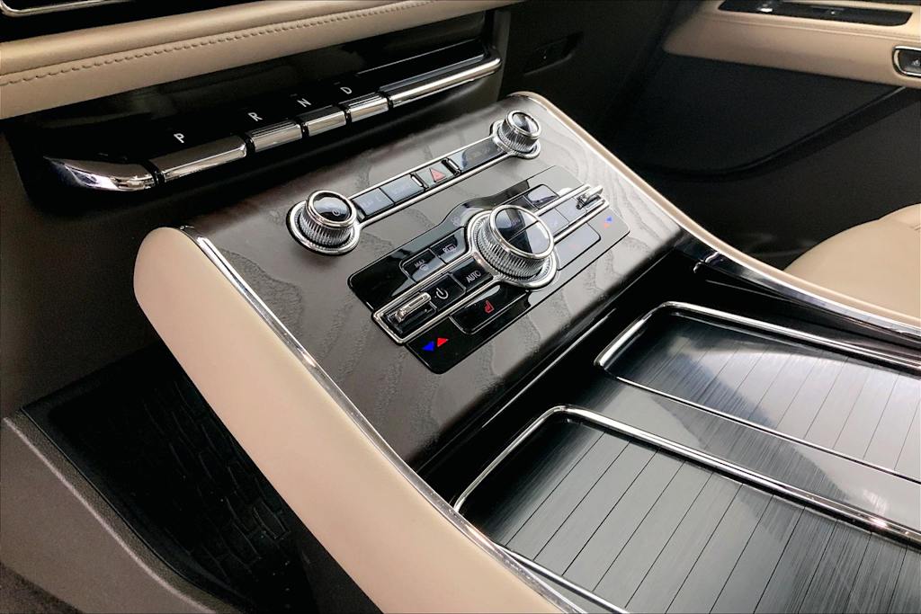 2022 Lincoln Aviator Reserve 28