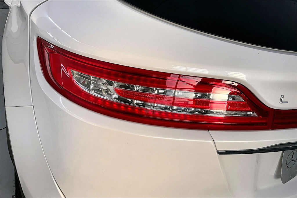 Thumbnail: 2019 Lincoln MKC - 26