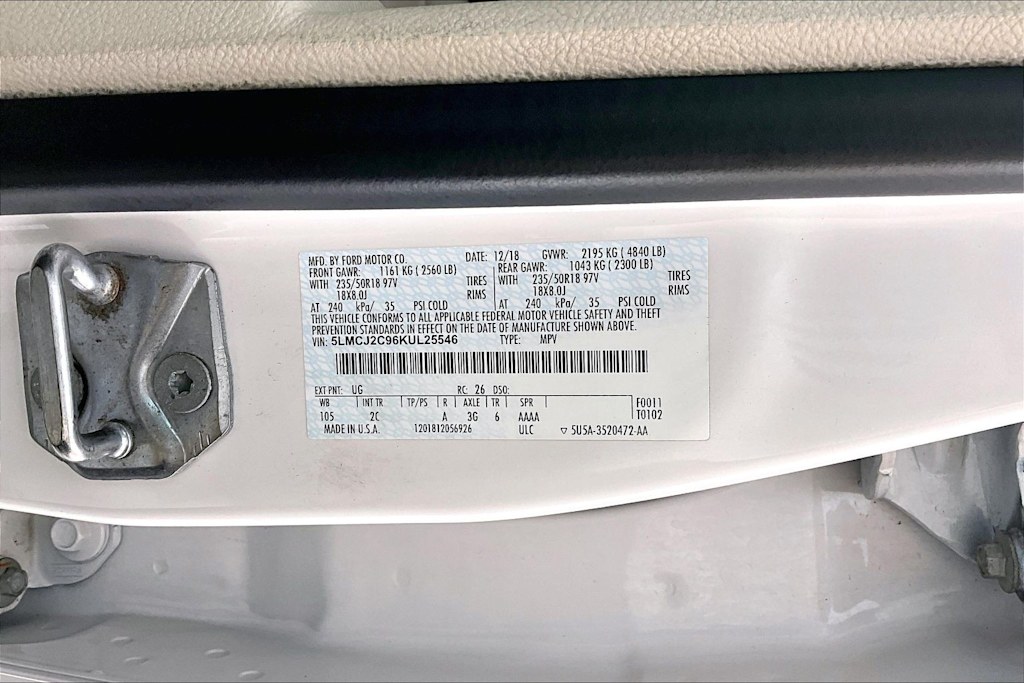 Thumbnail: 2019 Lincoln MKC - 19