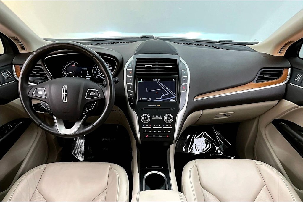 Thumbnail: 2019 Lincoln MKC - 10