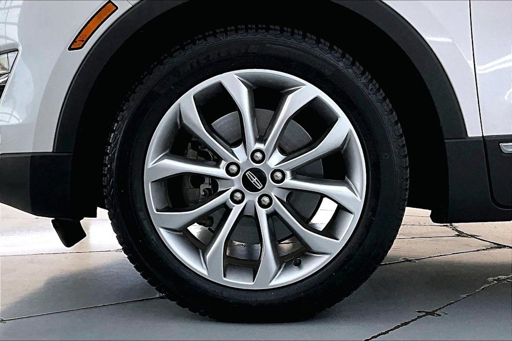 Thumbnail: 2019 Lincoln MKC - 8