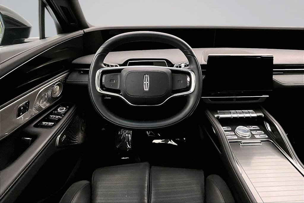 Thumbnail: 2024 Lincoln Nautilus - 12
